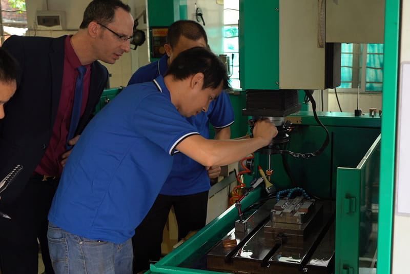 mold assembly mold assembly